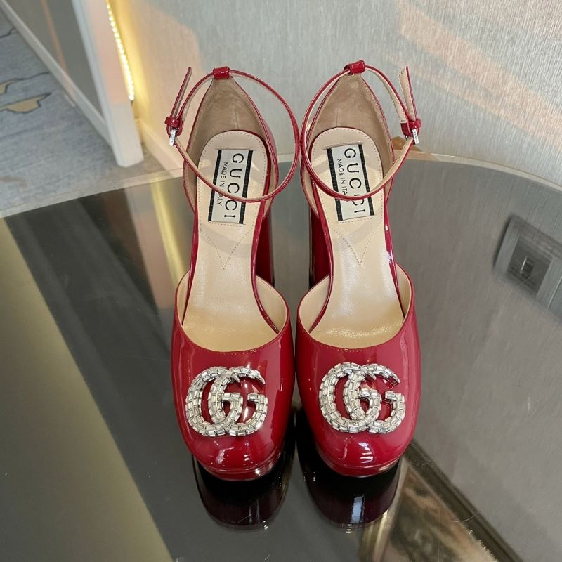 G*u*i high heels